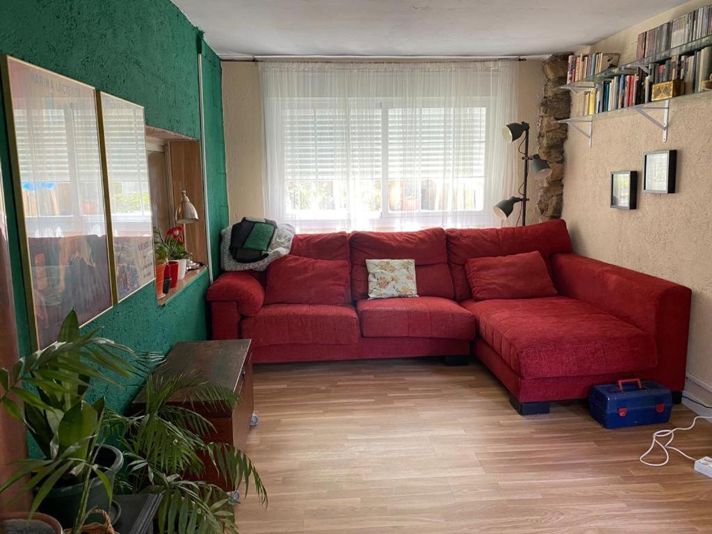 La Casita Del Rio. Holiday home Navalespino