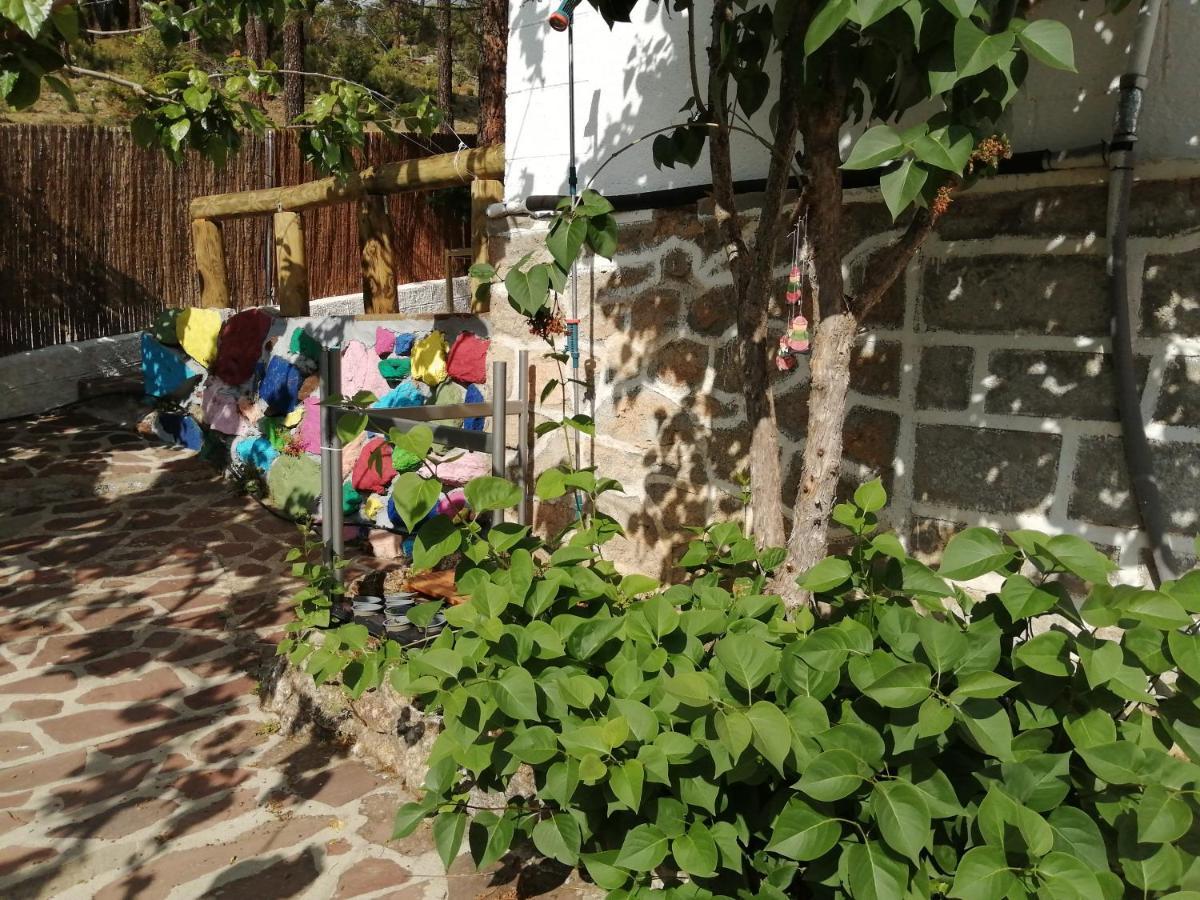 La Casita Del Rio. * Navalespino